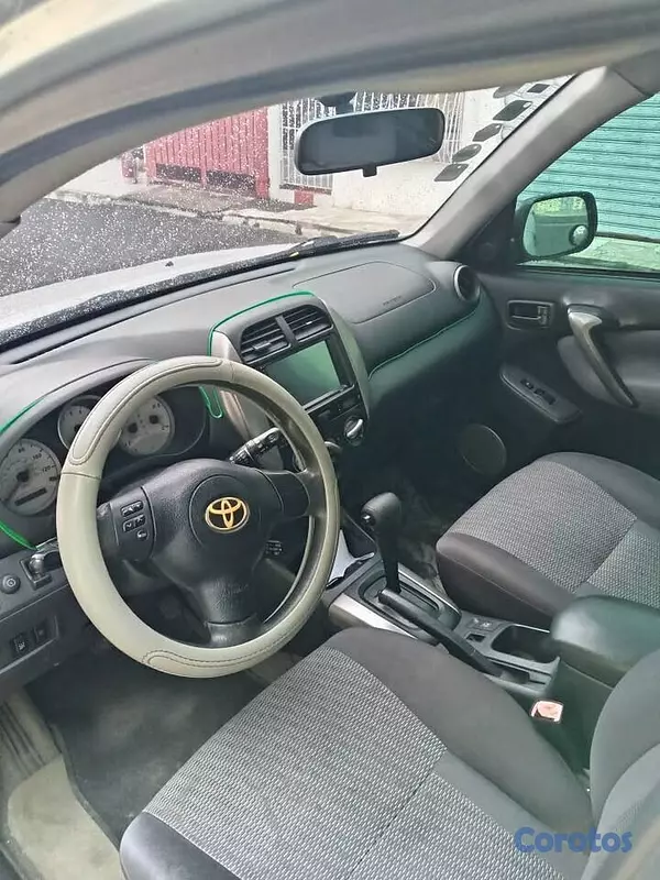 jeepetas y camionetas - Toyota Rav4 2004  8