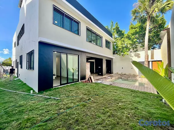 casas - HERMOSA CASA EN VENTA - SANTIAGO. 10