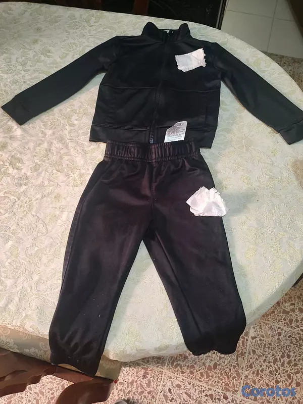 ropa y zapatos - conjunto deportivo  5