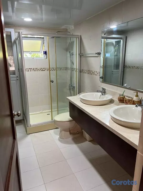 apartamentos - Apartamento en venta/Alquiler de 3 Habitaciones en 13
