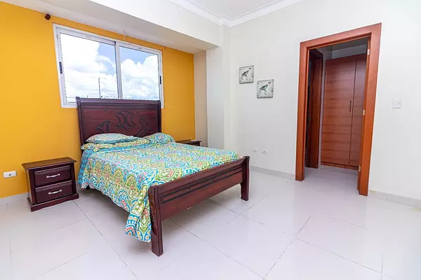apartamentos - Vendo Apartamento en 📍Renacimiento 
⚡3- habitaciones cada una con 
     baño  4