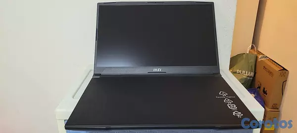 computadoras y laptops - Msi Katana 17.3 Pulg Core i7 11th Gen Ram 16gb ddr4 Disco 512gb SSD RTX 3050Ti 5