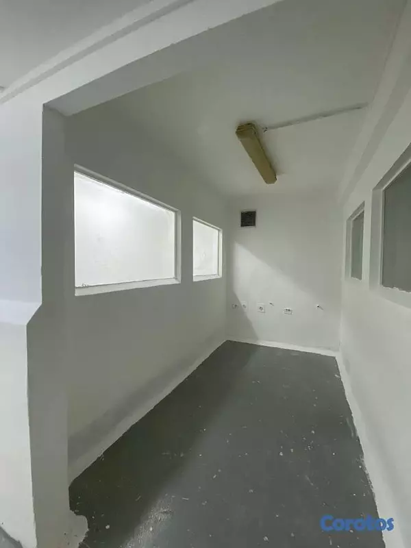 oficinas y locales comerciales - Edificio comercial de 3 niveles con almacén en alq 7