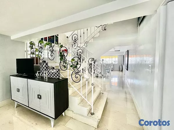 penthouses - PentHouse 4 Habitaciones y Jacuzzi en Urbanización Real 3