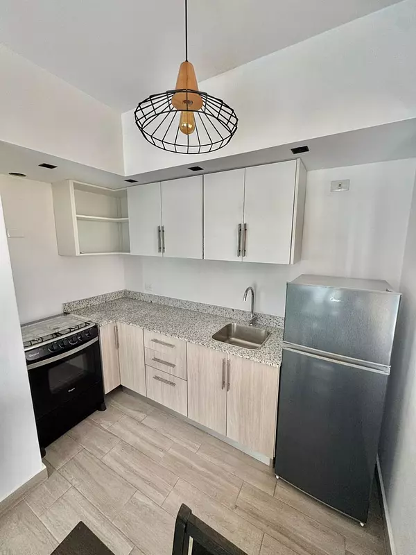 apartamentos - Apartamento en Alquiler Amueblado Evaristo Morales 6