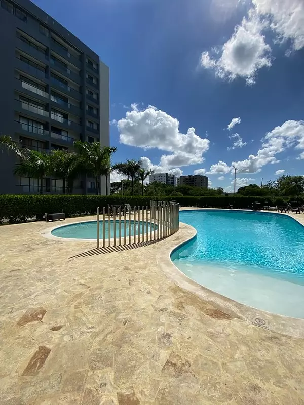 apartamentos - Apartamento con Piscina y Area de Niños en Ave. Hispanoamericana  3