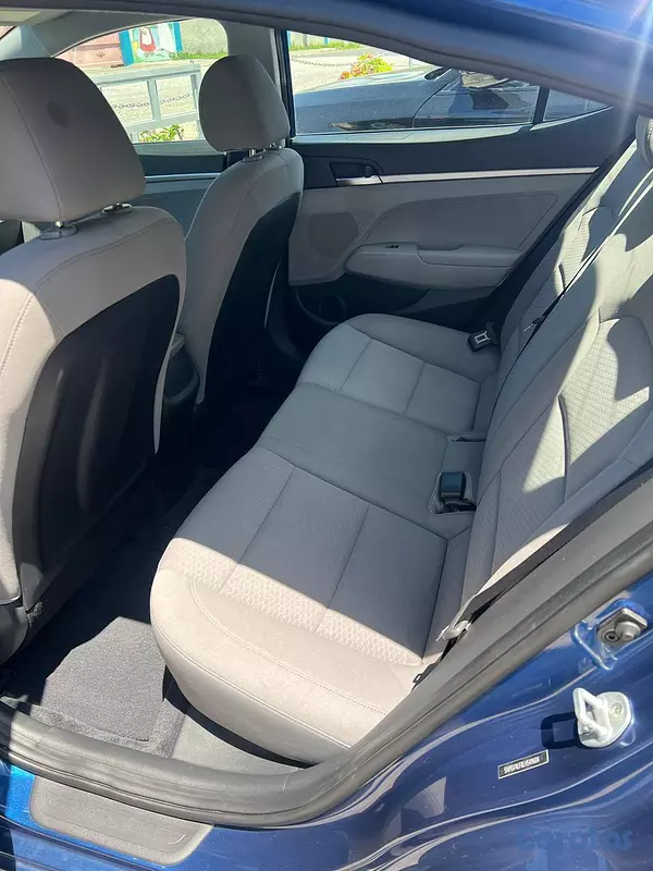 carros - HYUNDAI ELANTRA SE 2020 6