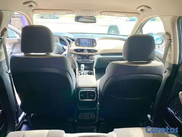 jeepetas y camionetas - HYUNDAI SANTA FE 2020 6