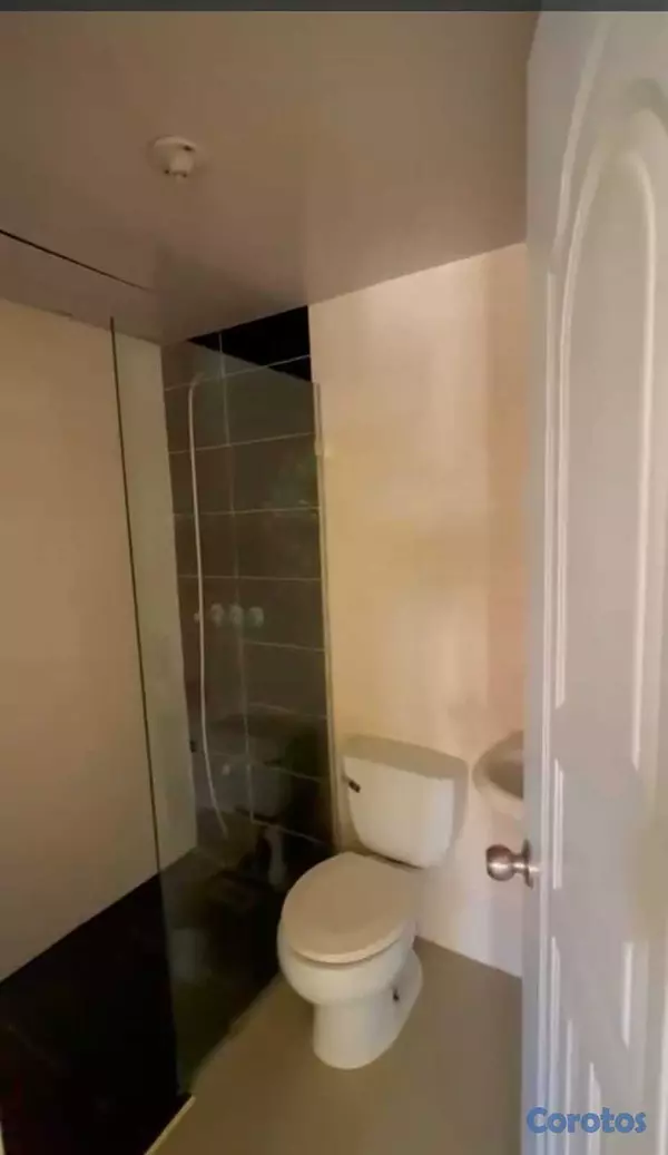 apartamentos - Apartamento en segundo piso ubicado en la Autopist 10