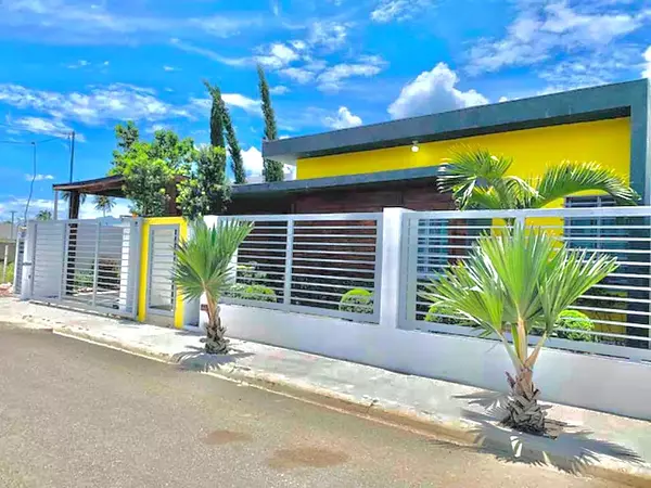 casas - Vivienda con Piscina en Residencial Privado, Llanos de Gurabo 7
