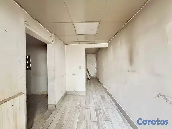 oficinas y locales comerciales - Local comercial de 120mt2 en alquiler en Piantini 2