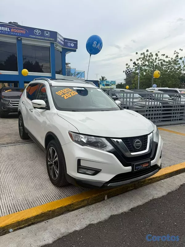 jeepetas y camionetas - Nissan Rogue SV AWD Panorámica  2020 3
