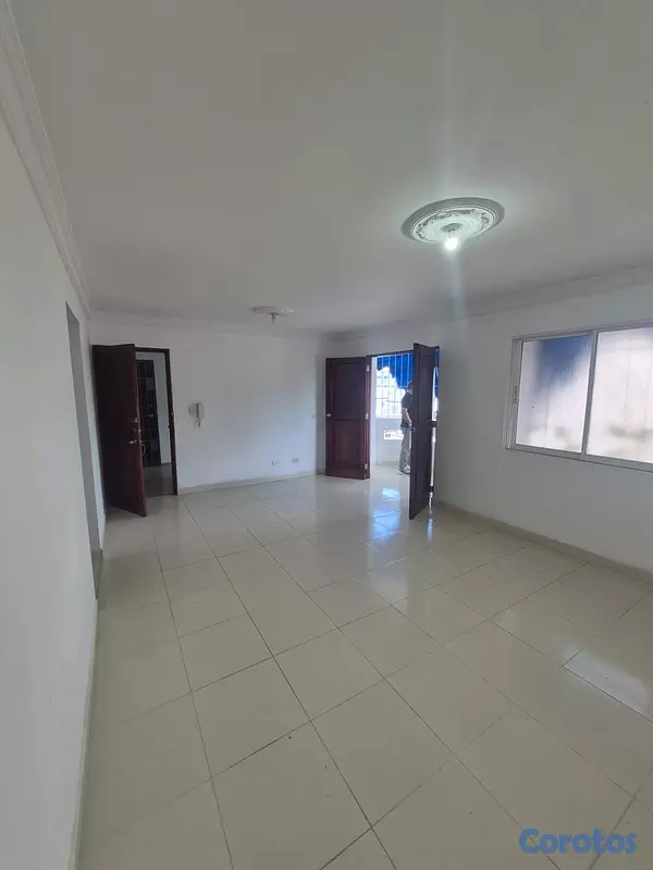 apartamentos - Vendo Apartamento Clásico  4