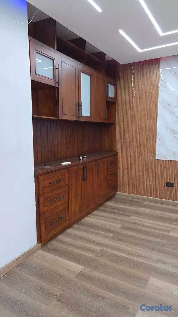 oficinas y locales comerciales - Alquilo local de 100 mts en Av. Rómulo excelente ubicación 4
