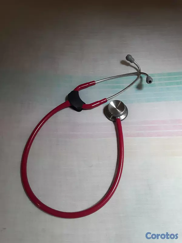 Salud y Equipamiento Médico - Estetoscopio marca LITTMANN. 2