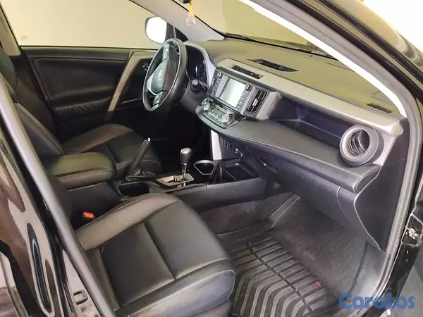 jeepetas y camionetas - TOYOYA RAV4 LIMITE 4X4 AÑO 2017 6