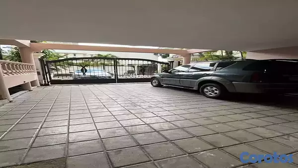 casas - Casa En Los Cacicazgos De 5 Habitacioens En Tres Niveles 10