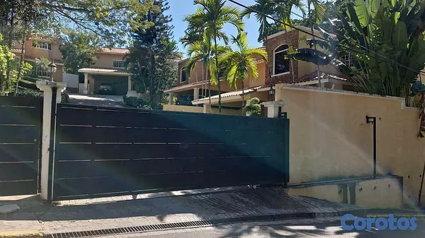 solares y terrenos - En Venta Solar para Casas en Altos de Arroyo Hondo II 4