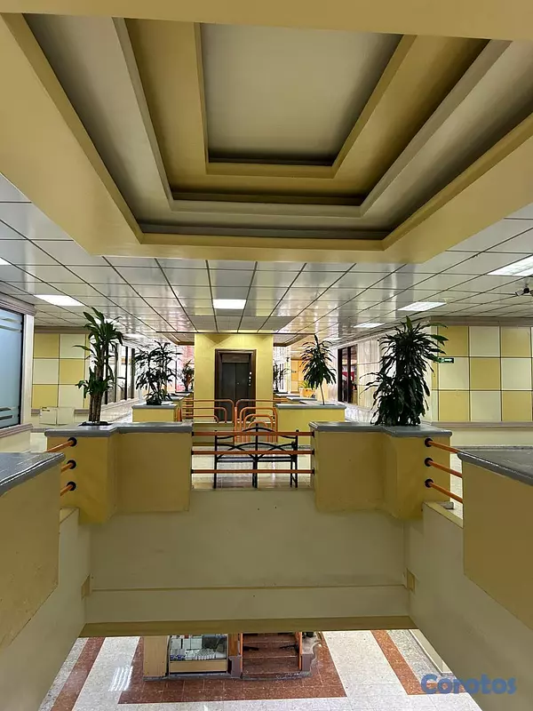oficinas y locales comerciales - Alquiler de local en piantini  2