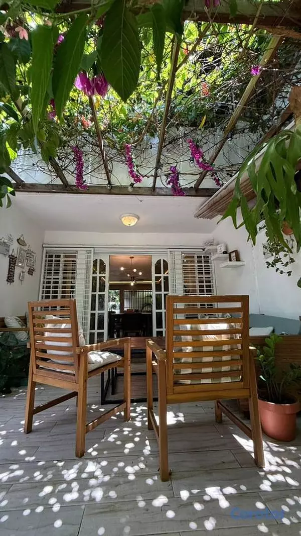 casas - Casa de 3 habitaciones 2 baños en venta en Ensanch 9