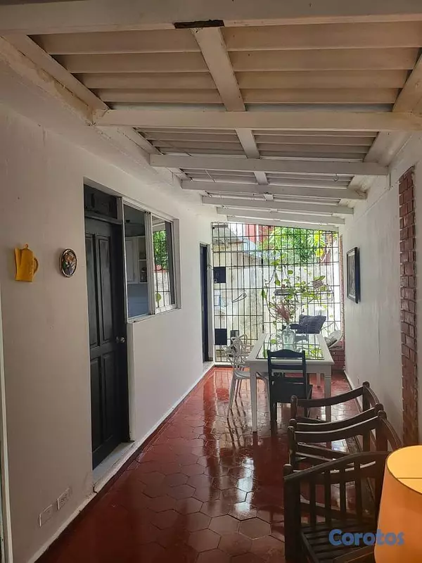 casas - Casa de 3 habitaciones en venta en Av. Independenc 20