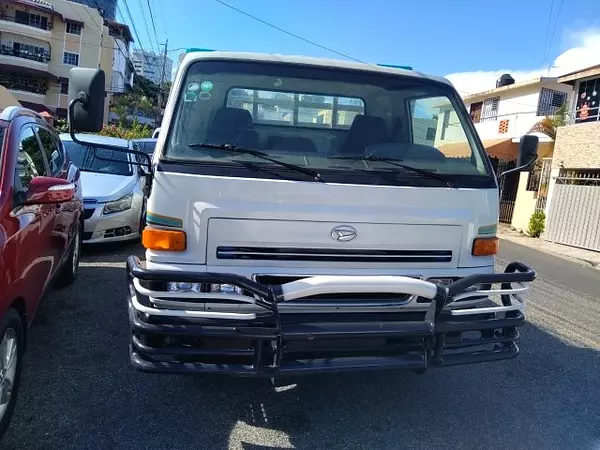camiones y vehiculos pesados - CAMION DAIHATSU C/L 2006 2