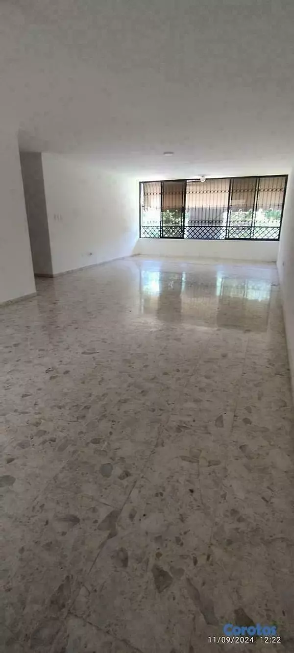 apartamentos - APARTAMENTO 230 MTS EN LA ANACAONA,,,EXCELENTE DISTRIBUCION FAMILIA AMPLIA.. 2