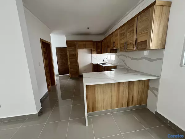 casas - venta de casa en la autopista de san Isidro brisa oriental  4