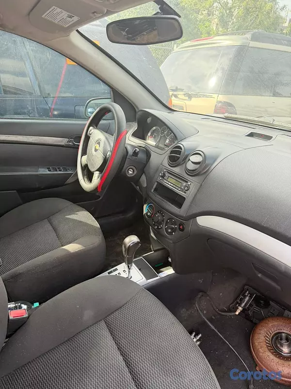carros - Chevrolet Aveo 2013 2