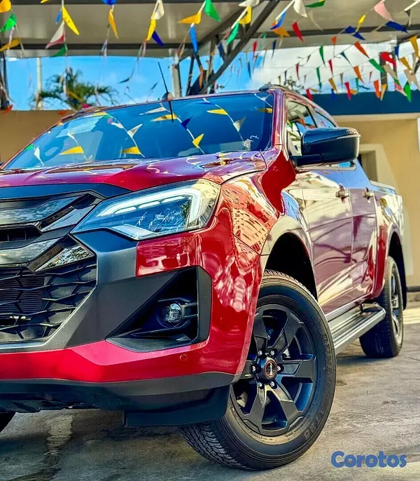 jeepetas y camionetas - Isuzu DMAX LSE 4x4  2026 (NUEVO) 3