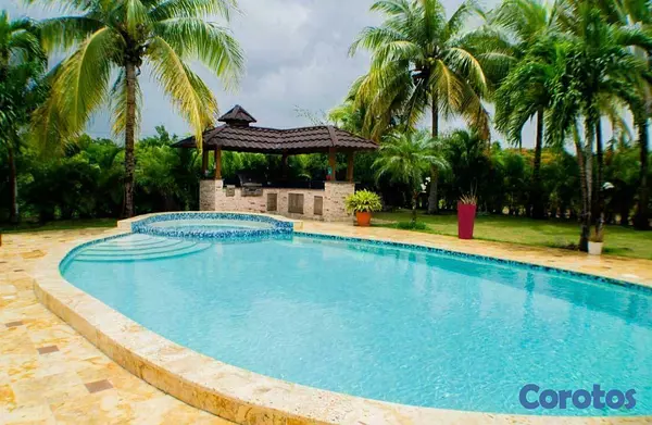 casas vacacionales y villas - Se Vende Increíble Villa en Juan Dolio 2