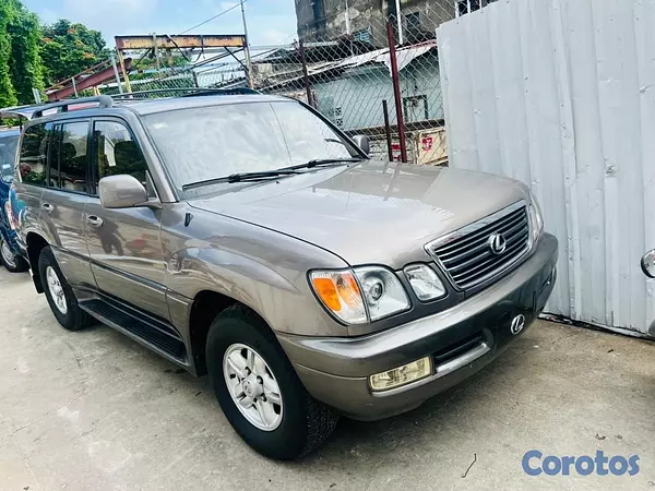 jeepetas y camionetas - Lexus LX470 98 6