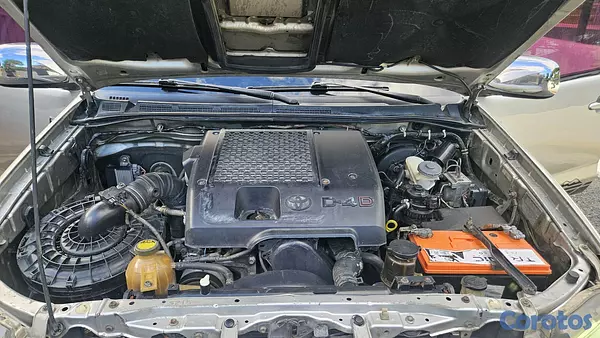 jeepetas y camionetas - Toyota hilux diésel 4x4 6