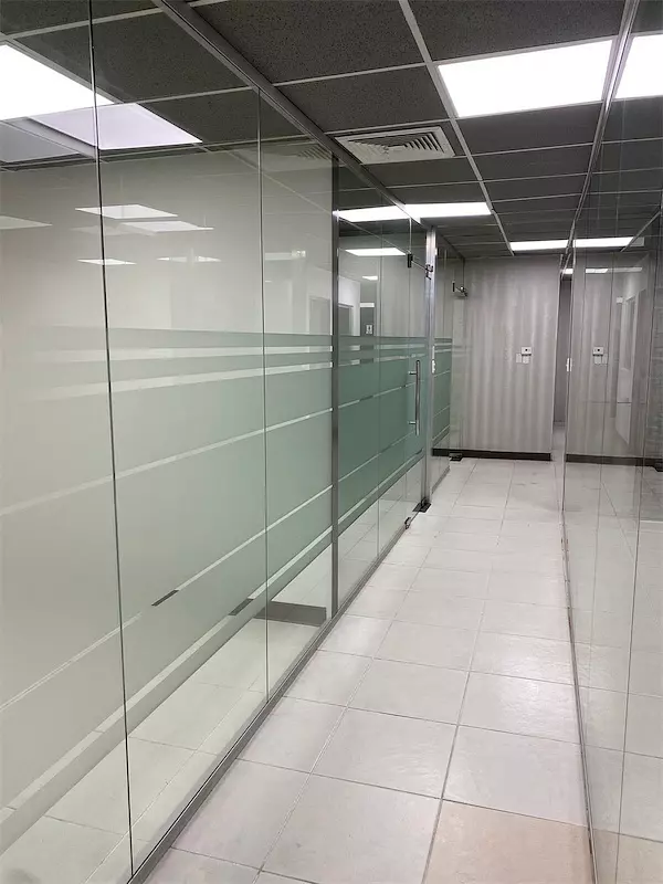 oficinas y locales comerciales - Local corporativo en evaristo 7