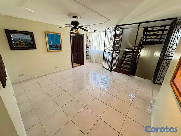 casas - vendo casa en los Ríos de tres niveles 4 habitaciones 5 parqueos jacuzzi  12