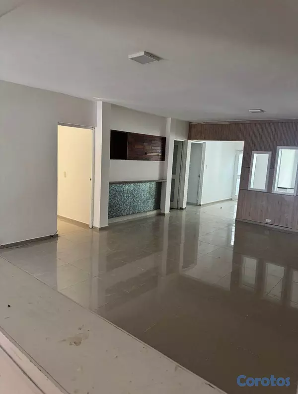 oficinas y locales comerciales - LOCAL COMERCIAL  4