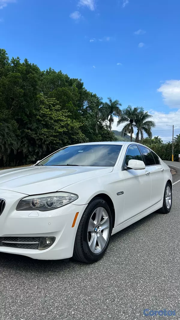 carros - BMW 528i 2011  4