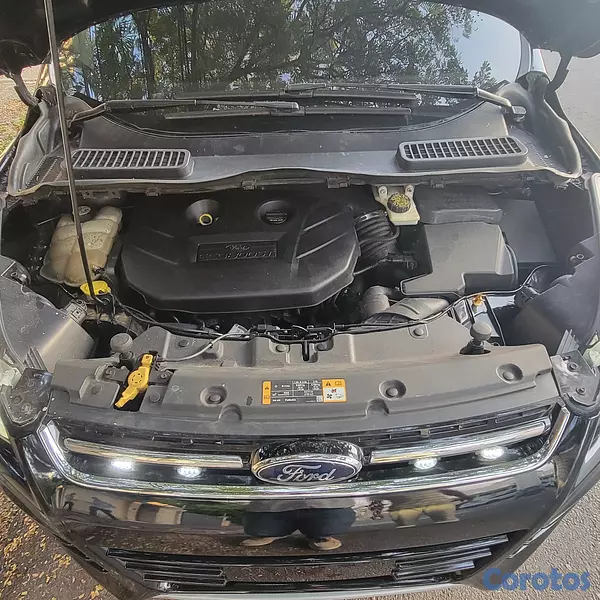 jeepetas y camionetas - Ford Escape titanium 2013 3
