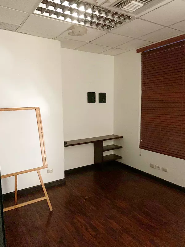oficinas y locales comerciales - Local en Piantini  7