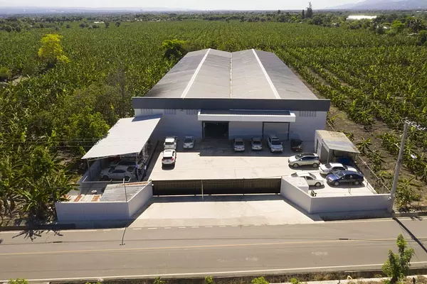 otros inmuebles - Alquilo nave industrial 2,350 mts  en san victor  Moca  4