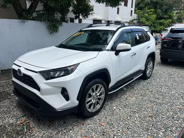 jeepetas y camionetas - toyota rav4 2020 le  7