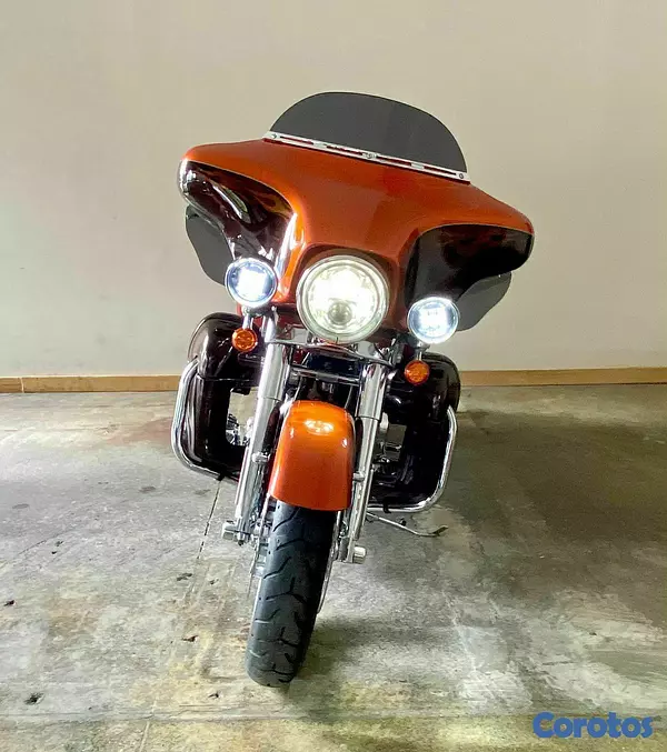 motores y pasolas - HARLEY DAVISON  CVO Street Light 2012 7