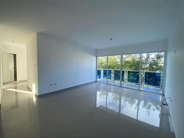 apartamentos - Apartamento de Alquiler con Ascensor en Proyecto Cerrado  6