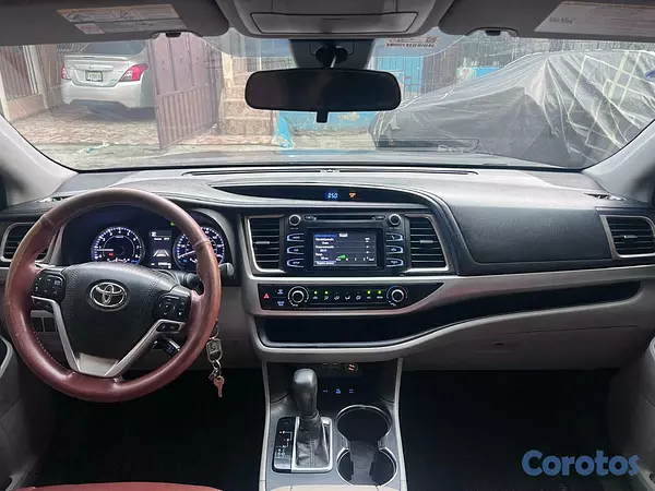 jeepetas y camionetas - Toyota higlander xle 2019 5