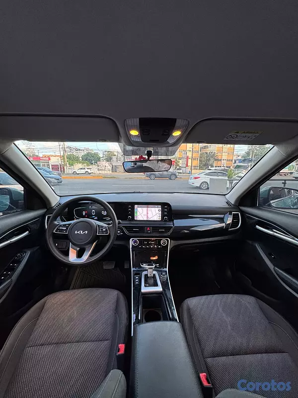 jeepetas y camionetas - Kia Seltos LX 2025 4