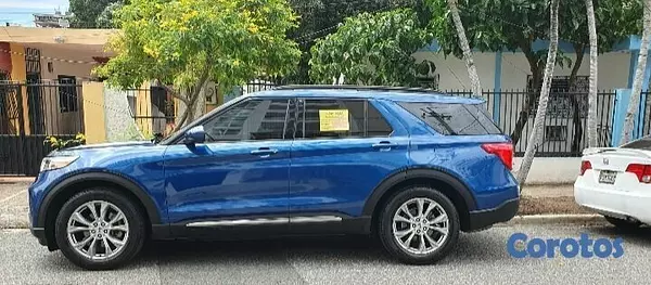 jeepetas y camionetas - Ford Explorer 2020 xlt full rwd. 3