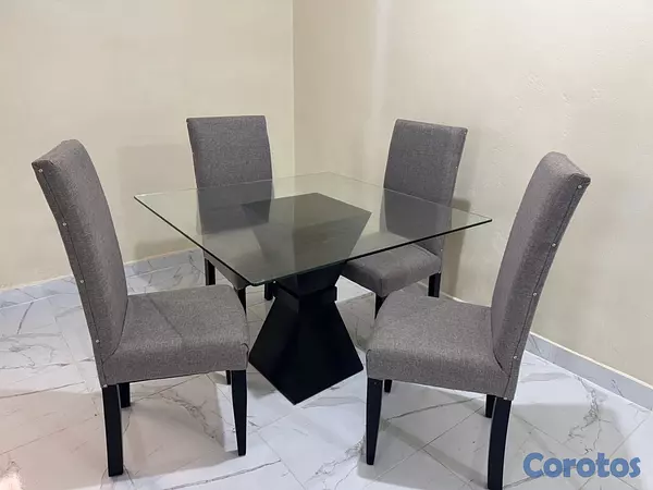muebles y colchones - Mesa de comedor de cristal con 4 sillas 2