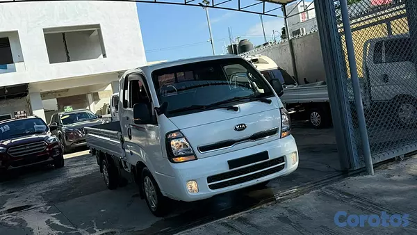 jeepetas y camionetas - 2020 KIA BONGO III AUTOMATICO 1