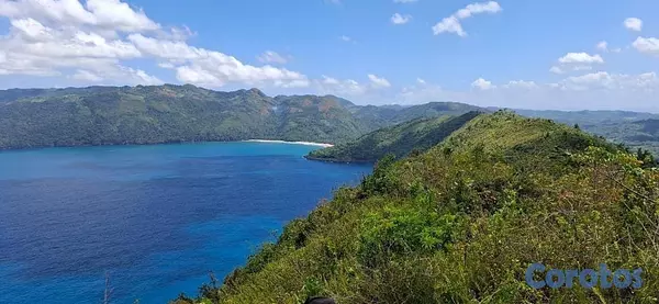 solares y terrenos - venta de solar en Samana República Dominicana con playa privada de 267,502mts 4