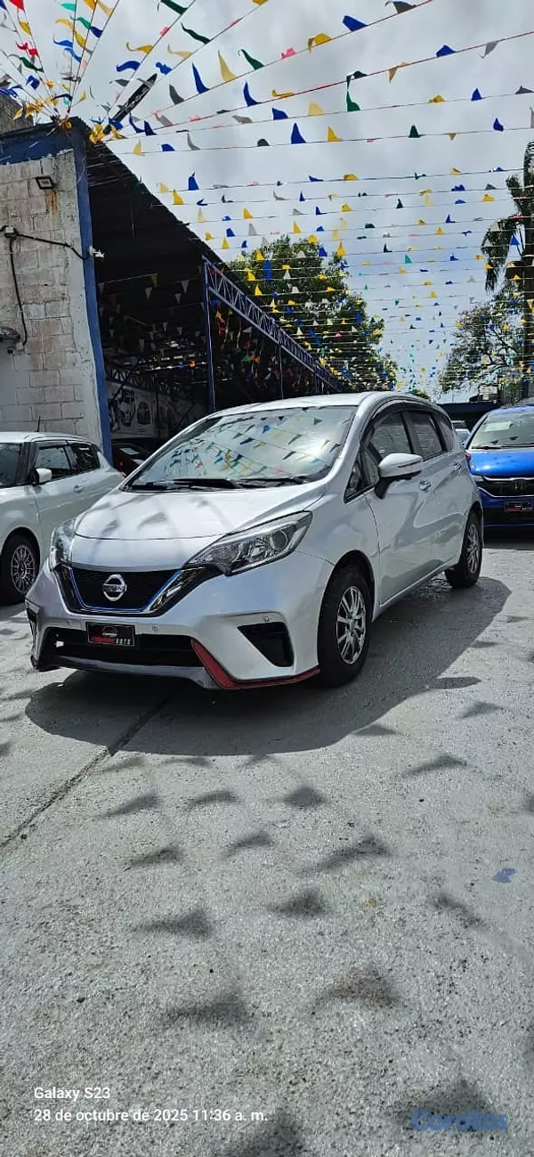 carros - NISSAN NOTE MEDALLIS 5